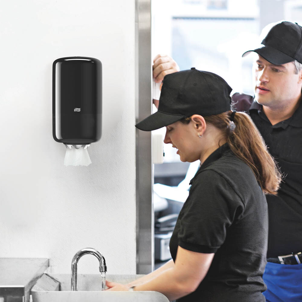 Tork M1 Mini Innenabrollungsspender schwarz